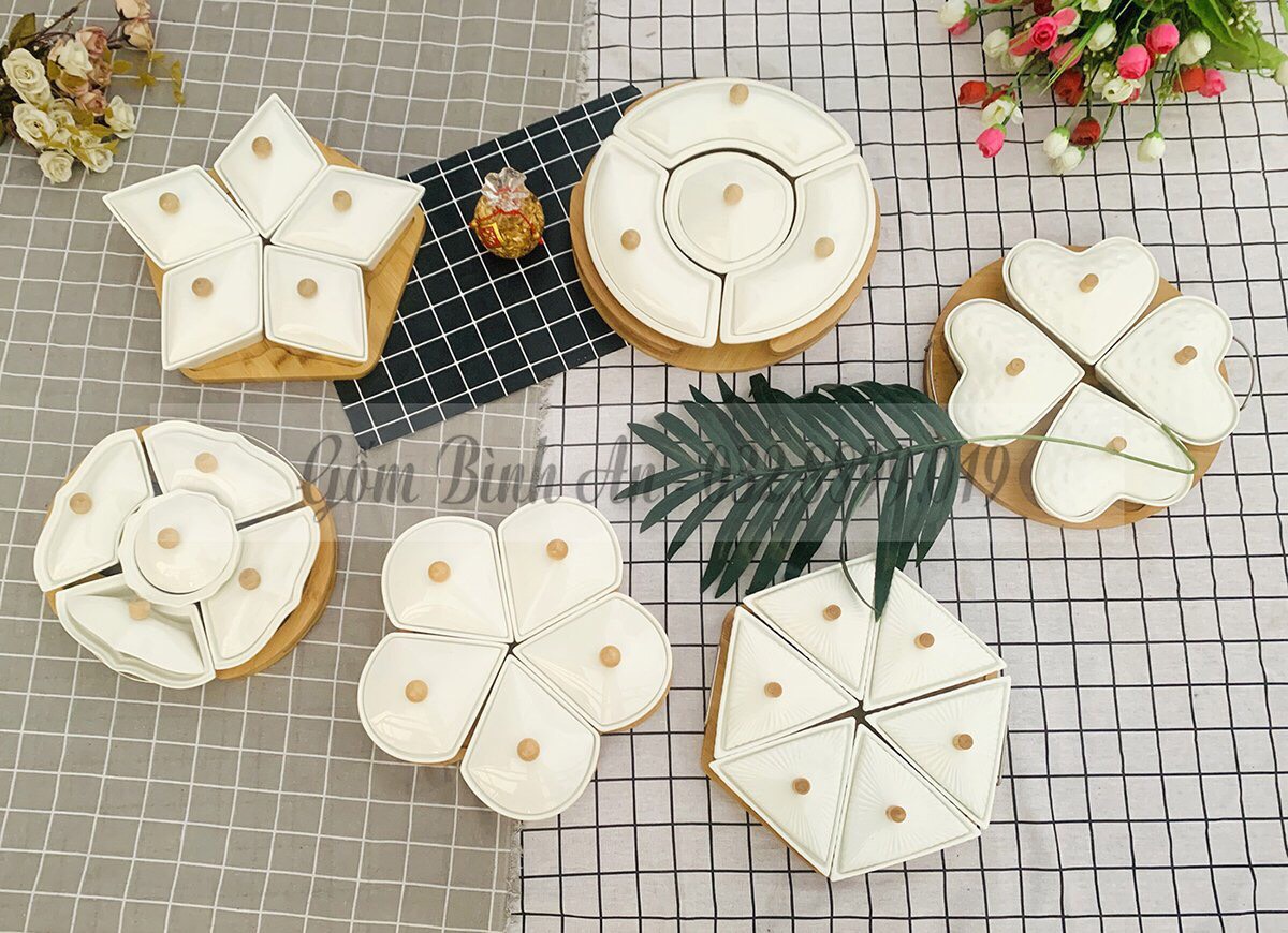 khay mứt tết bằng gốm sứ kèm đế gỗ