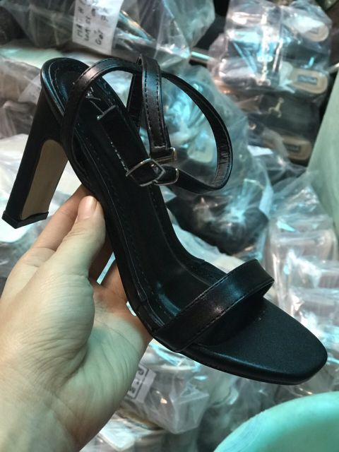 Sandal cao gót quai mảnh gót trụ  và ảnh thật