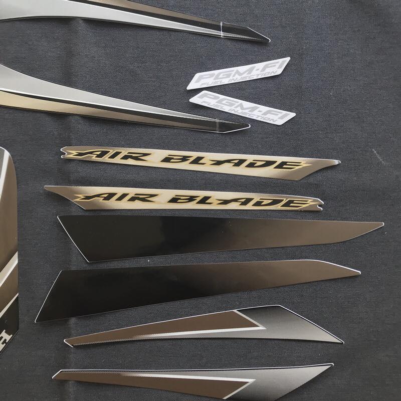 Tem AIRBLADE Thái 2009 3 lớp (MÀU XÁM LÔNG CHUỘT)