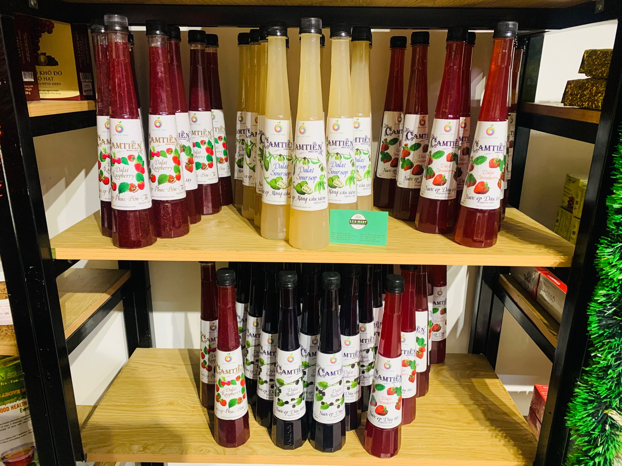 Nước ép Dâu Tây Cam Tiên 500ml (chai)