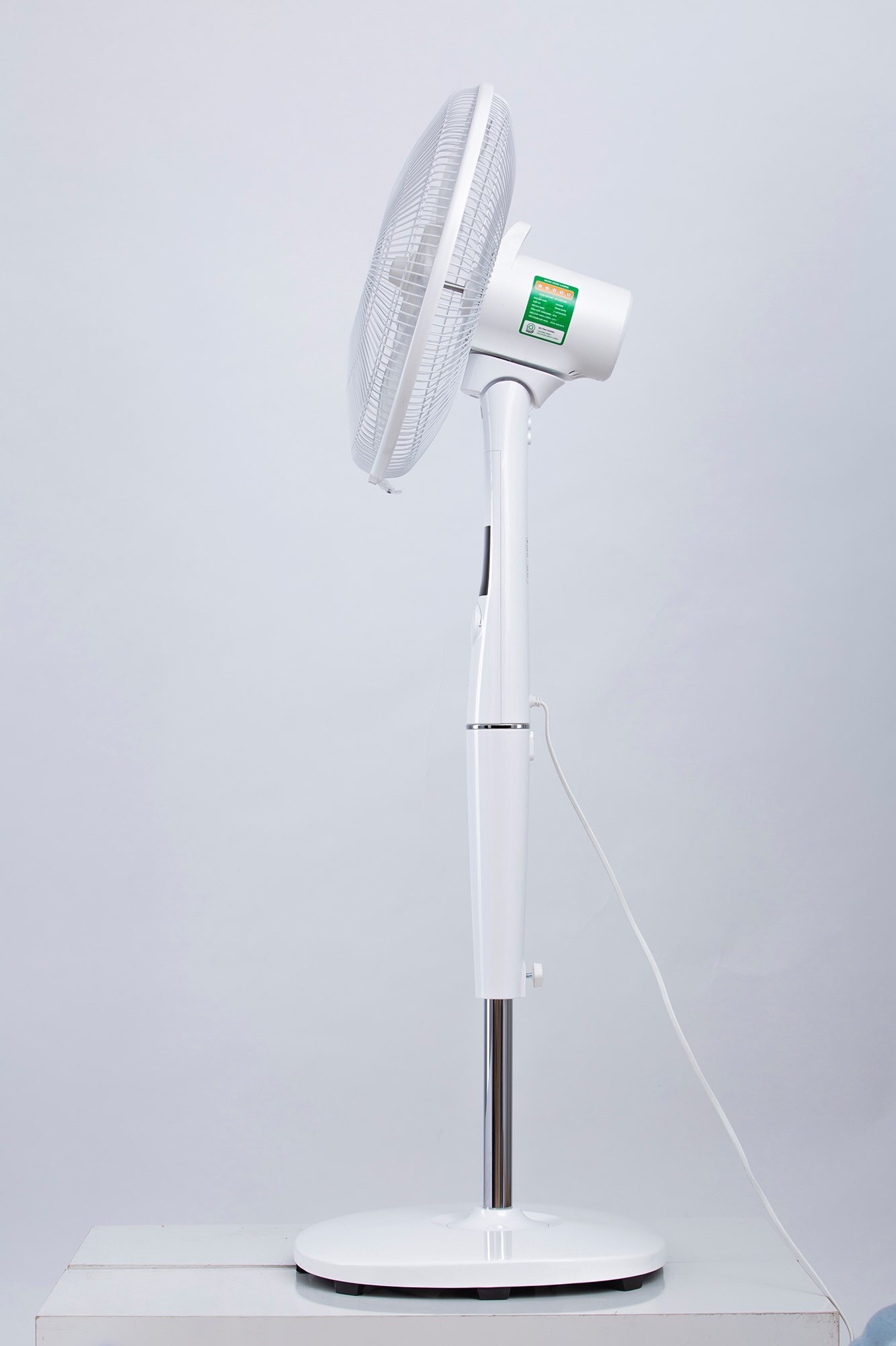 Quạt đứng Toshiba F-LSD30(W)VN