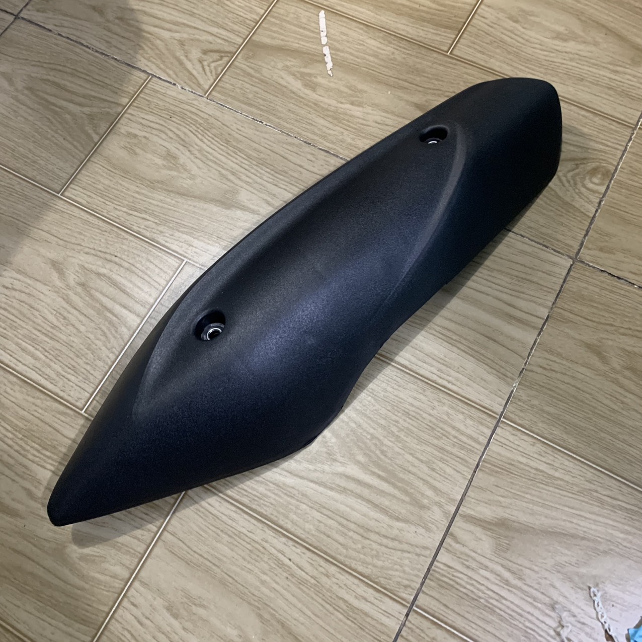 Ốp pô xe Janus giả zin