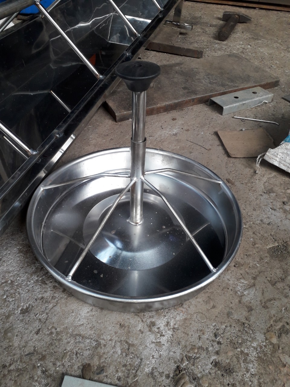 máng tập ăn nhỏ cho heo chó