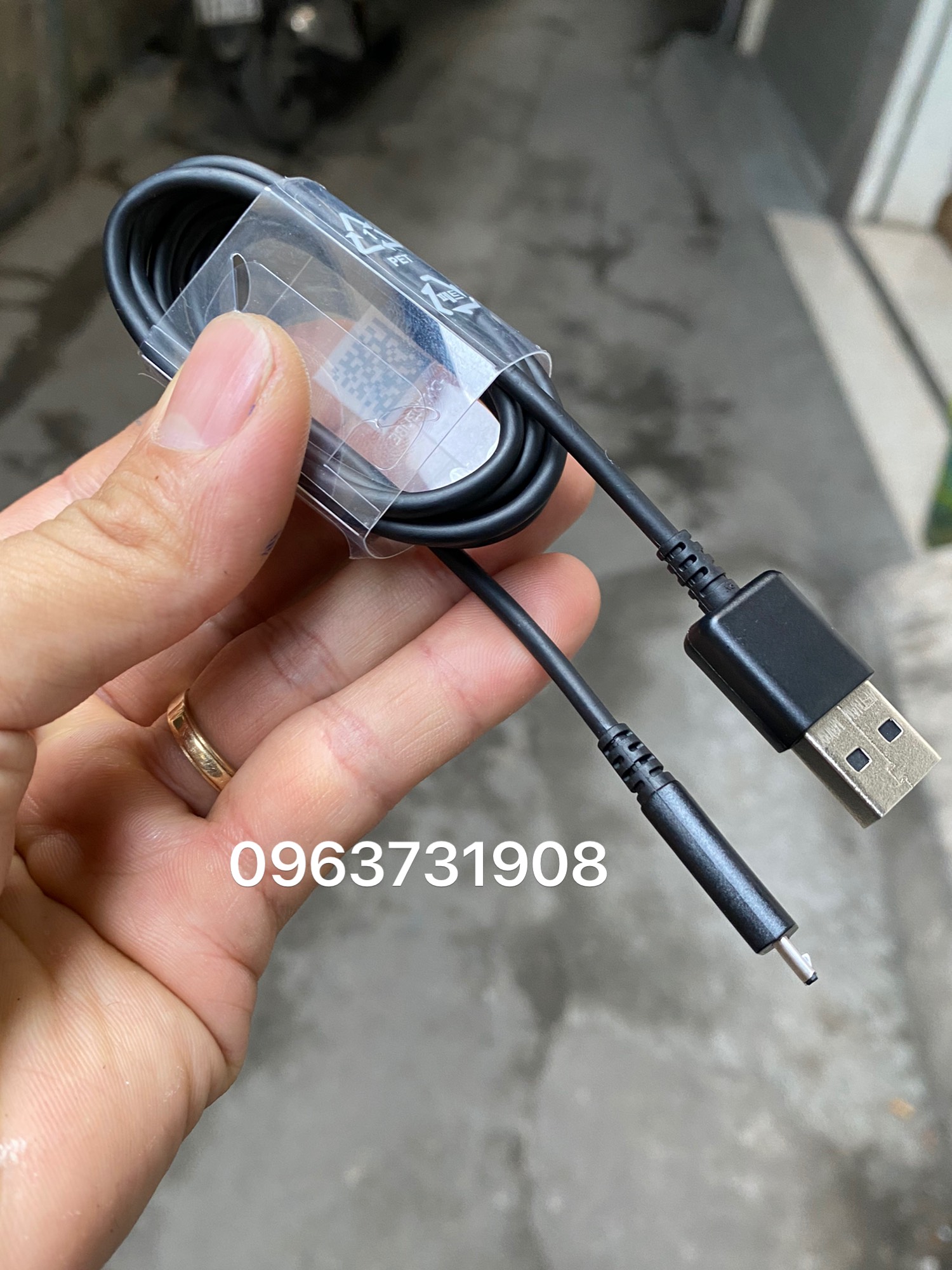 Dây sạc loa Bluetooth Sony SRS-XB22