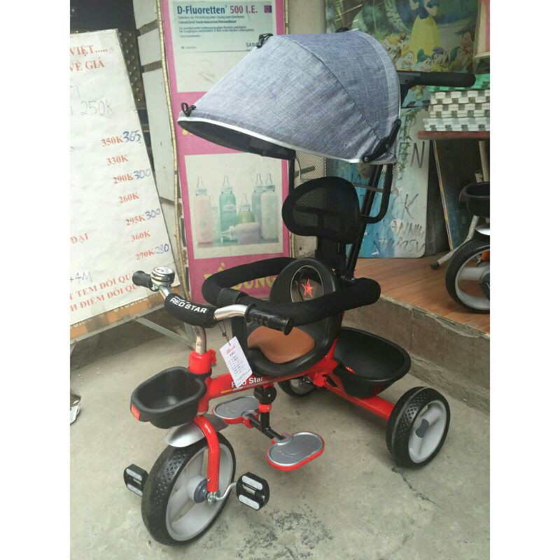 Xe đẩy 3 bánh cho bé có đai an toàn