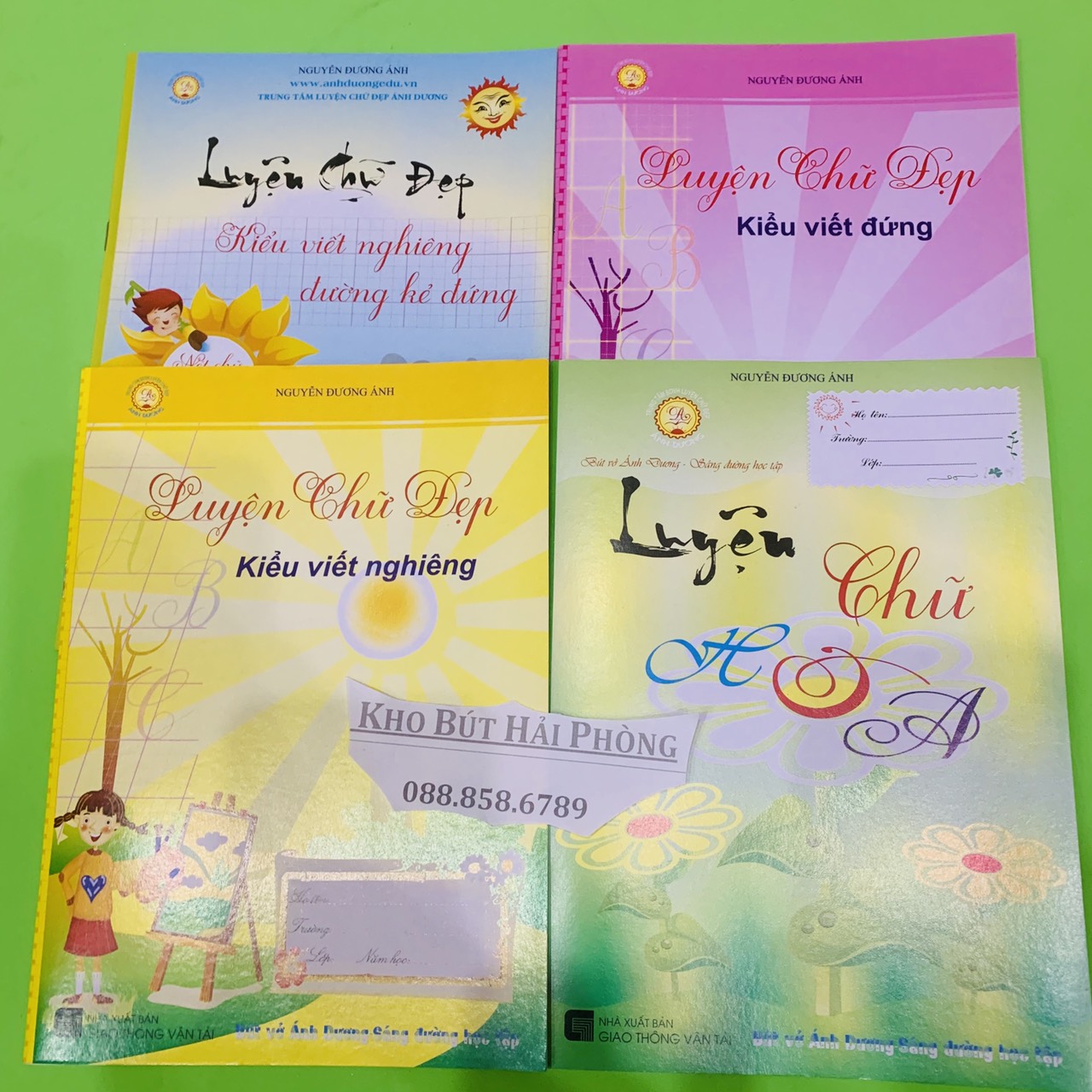 bộ 4 vở luyện chữ đẹp giành cho bé học hè