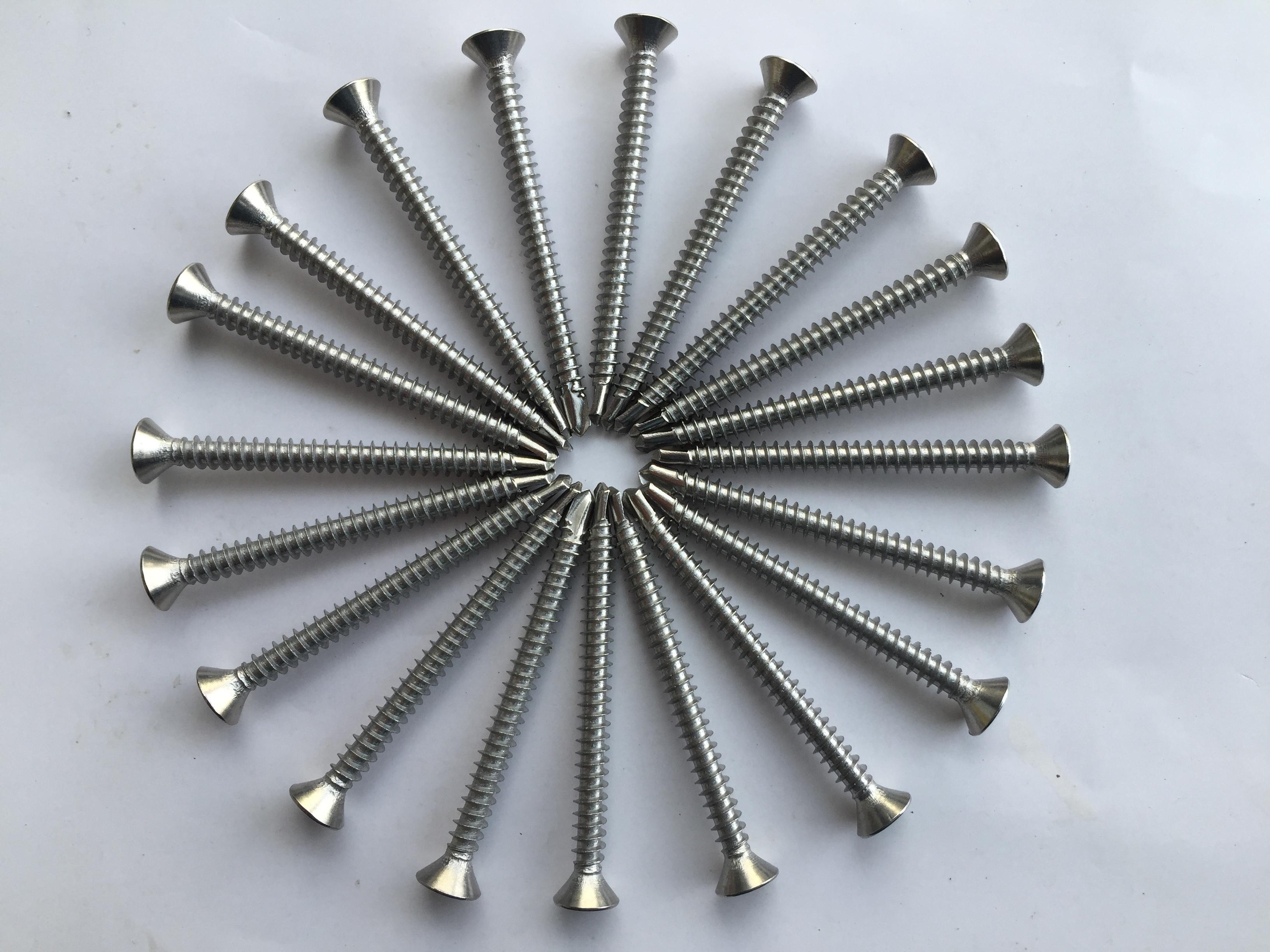 20 chiếc vít inox 304 tự khoan đầu bằng phi 4 dài 5cm