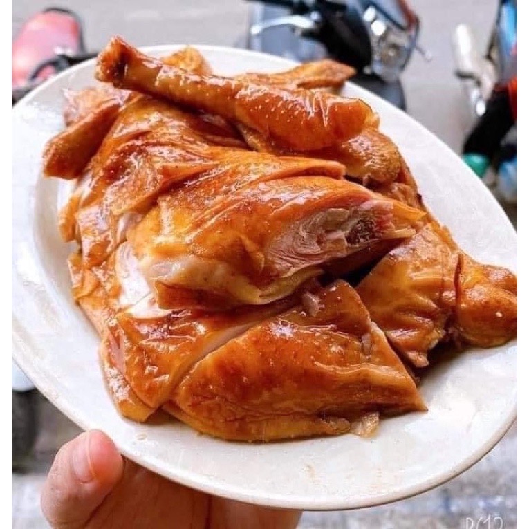 Gà ủ muối xông khói nữa con (giao tphcm)