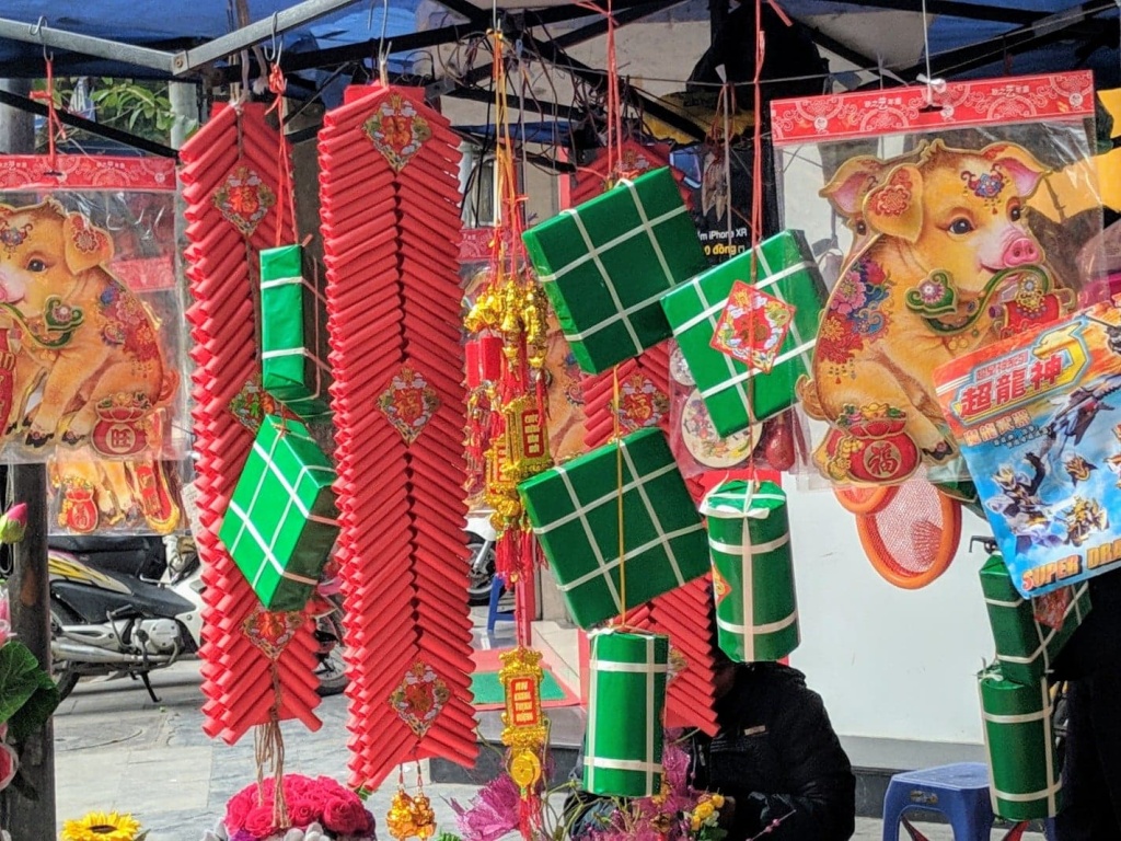Khánh pháo treo trang trí Tết