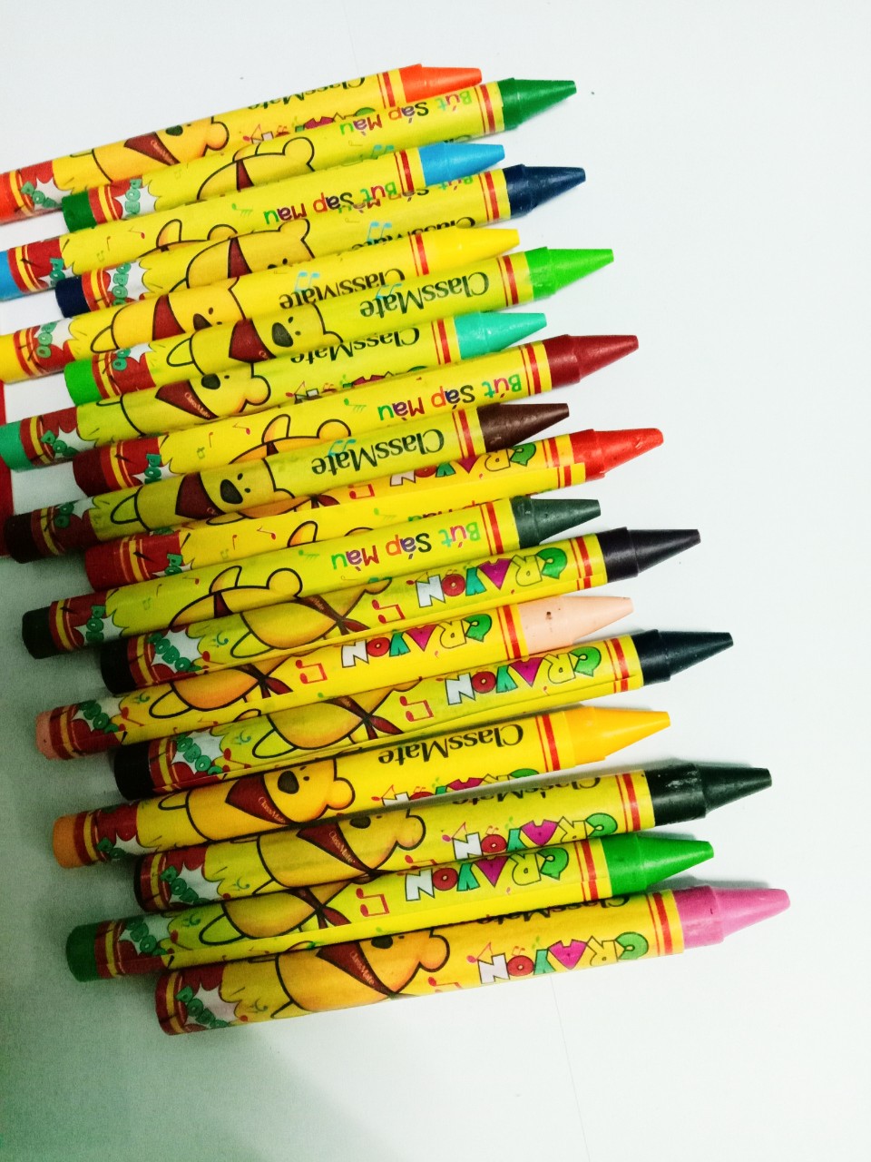 Bút sáp 12, 18, 24 màu ClassMate CR201-202-203
