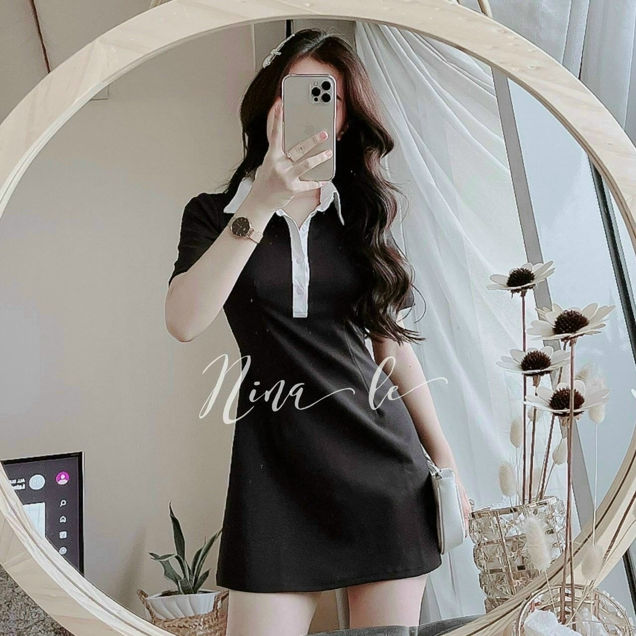 Đầm Polo đen cổ viền trắng