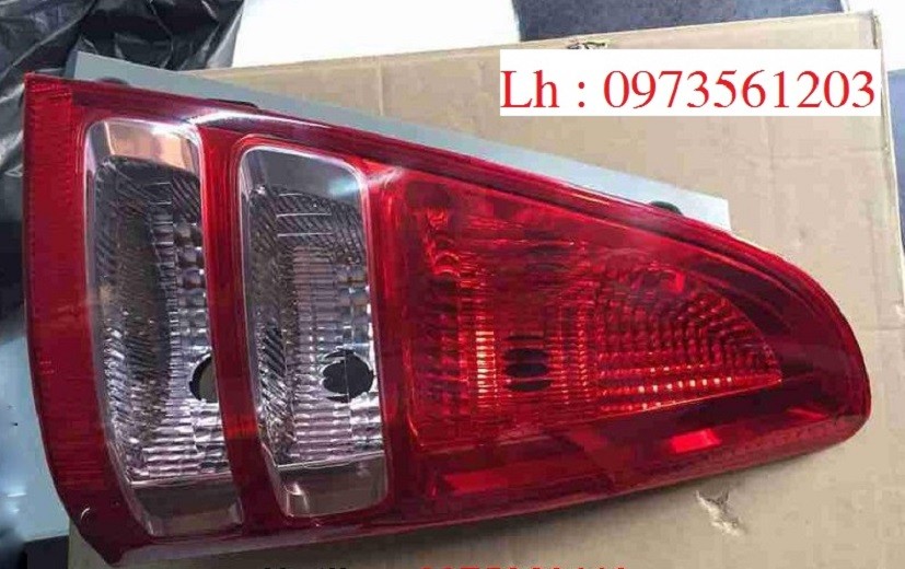 Đèn Hậu Innova 2004-2007