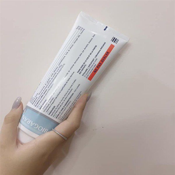 [HCM]EM GLYCEROL VASELINE PARAFFINE BIOGARAN