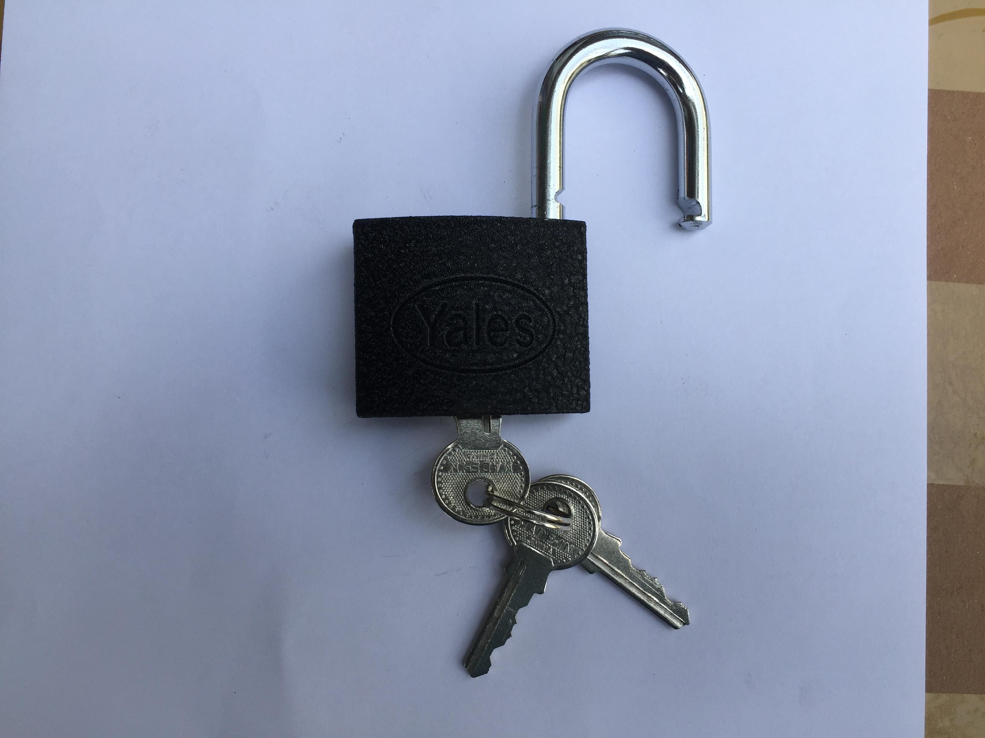 Khóa cửa chống trộm cầu 8