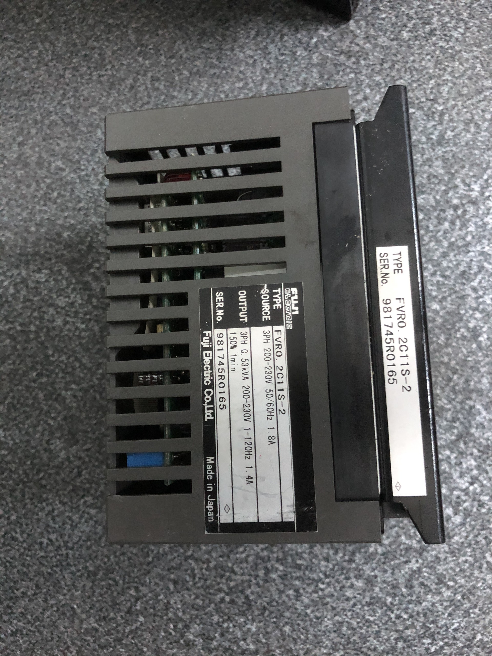 Biến tần Nhật cũ Fuji vào 1pha 220V ra 3pha 220V