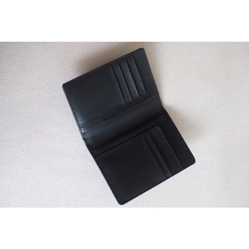 Ví Air Passport Wallet thiết kế