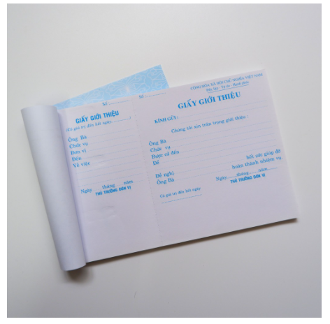 Giấy giới thiệu 1 liên 50 tờ