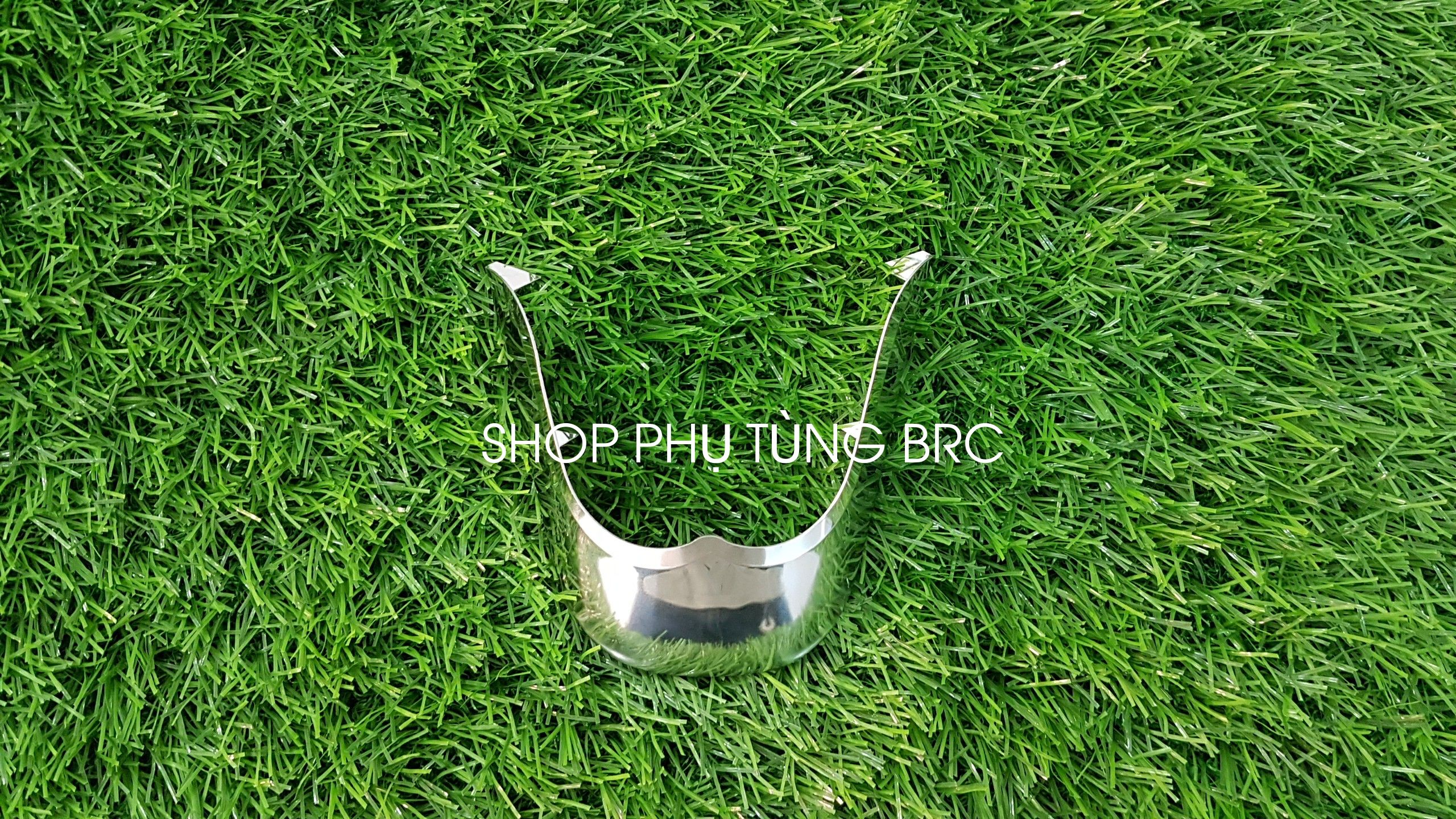 Bộ ốp mỏ dè INOX trước, sau xe WAVE nhỏ.