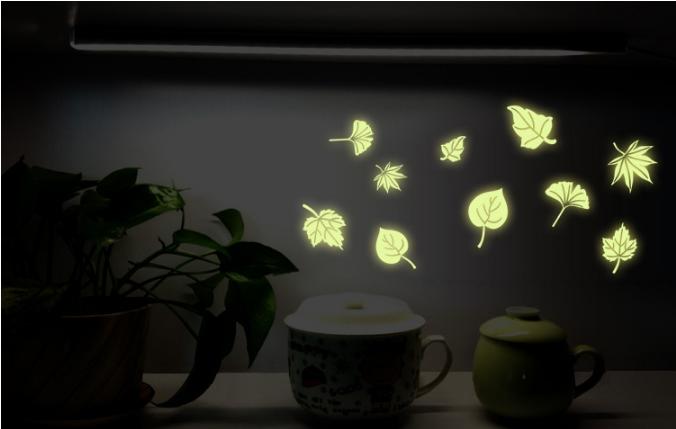 Decal trang trí Lá Rơi - Dạ Quang