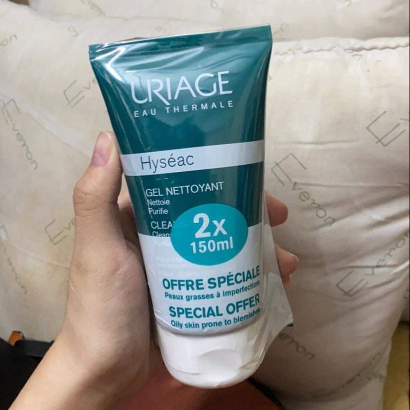 Sữa Rửa Mặt Uriage Dành Cho Da Dầu Da Mụn 150ml