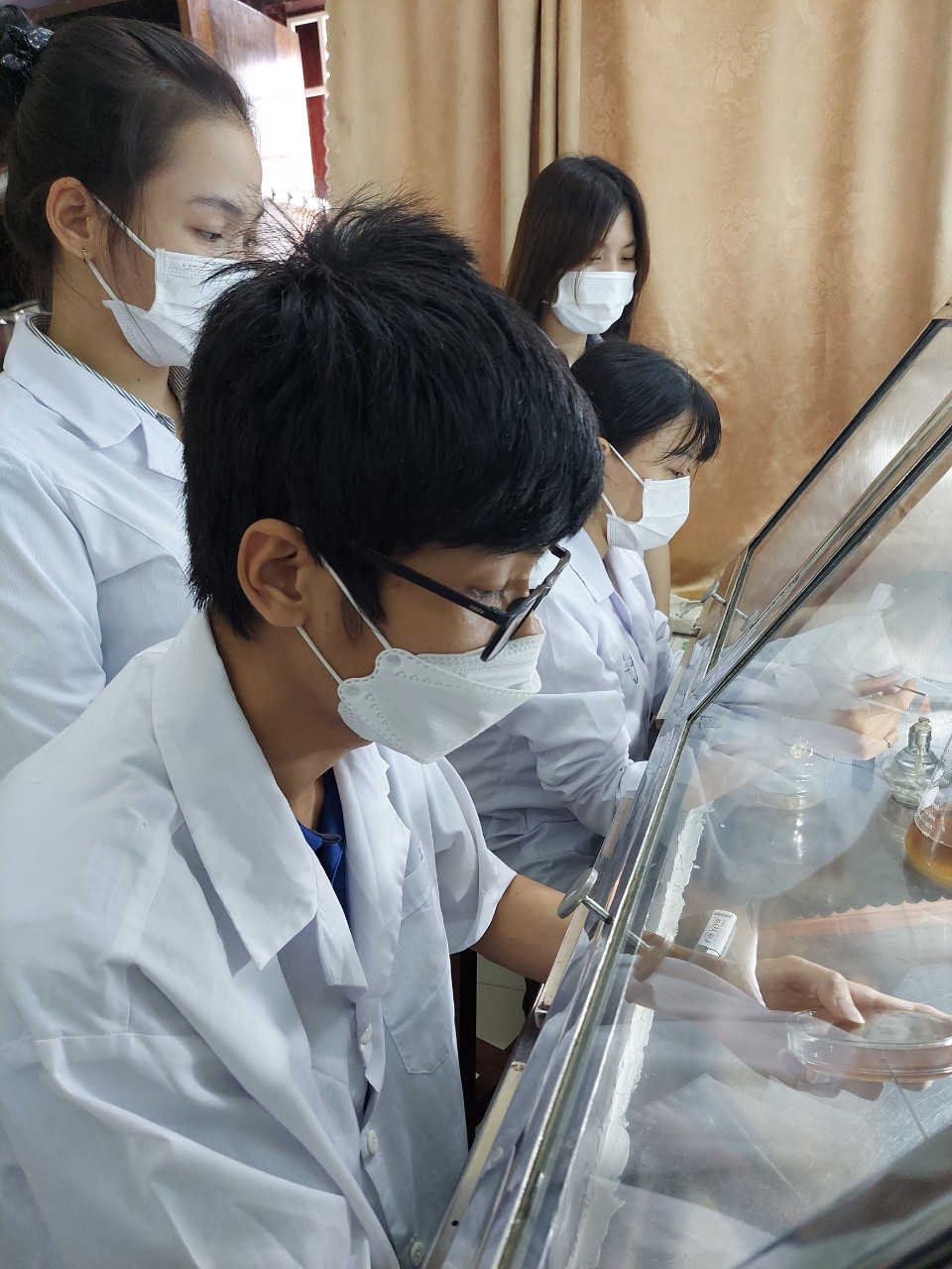 Men Microbiology (enzyme protease 10.000 UI/g)