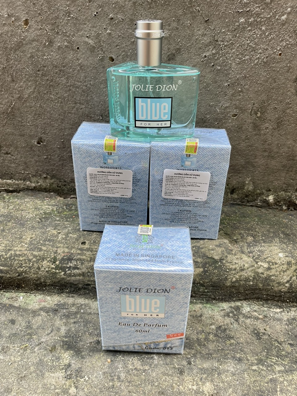 Nước Hoa Thơm Lâu Quyến Rũ Jolie Dion Blue Singapore 60ml