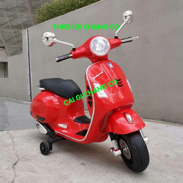 XE MÁY ĐIỆN TRẺ EM KIỂU DÁNG XE VESPA BÌNH 12V