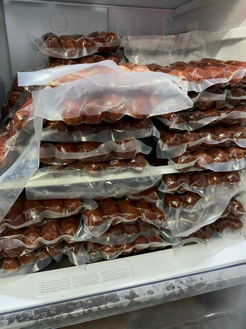 500gr LẠP XƯỞNG TRỨNG MUỐI đặc sản Cai Lậy