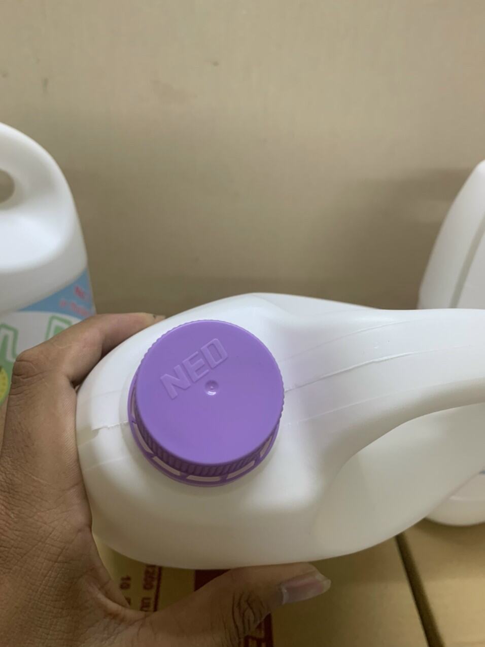 NƯỚC GIẶT DNEE CAN 3L THÁI LAN CHUẨN TEM CÔNG TY ĐẠI THỊNH