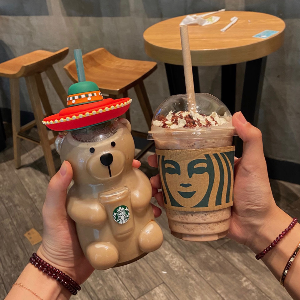 Starbuck 2021 cherry blossom cat headgear bear glass gradient straw cup accompanying cute milk drinking cup