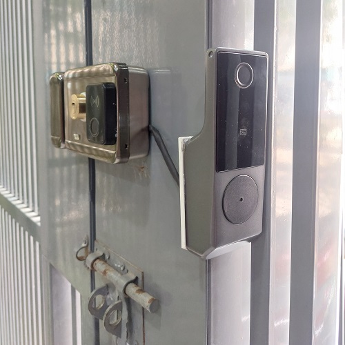 Khóa cổng sắt chống nước vân tay DÙNG APP TTLOCK