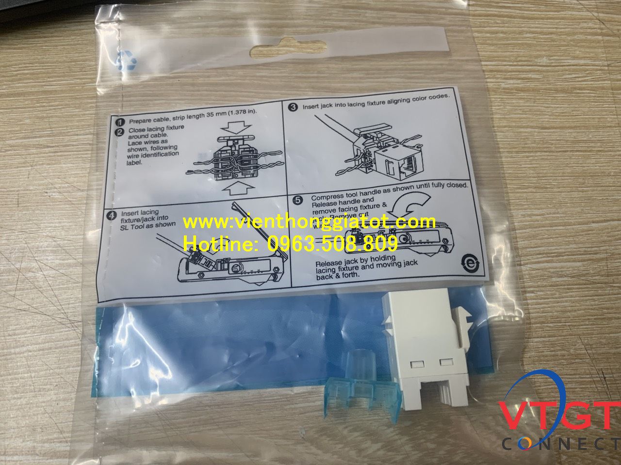 Nhân mạng Cat5e Commscope 1375191-1 MODULAR JACK