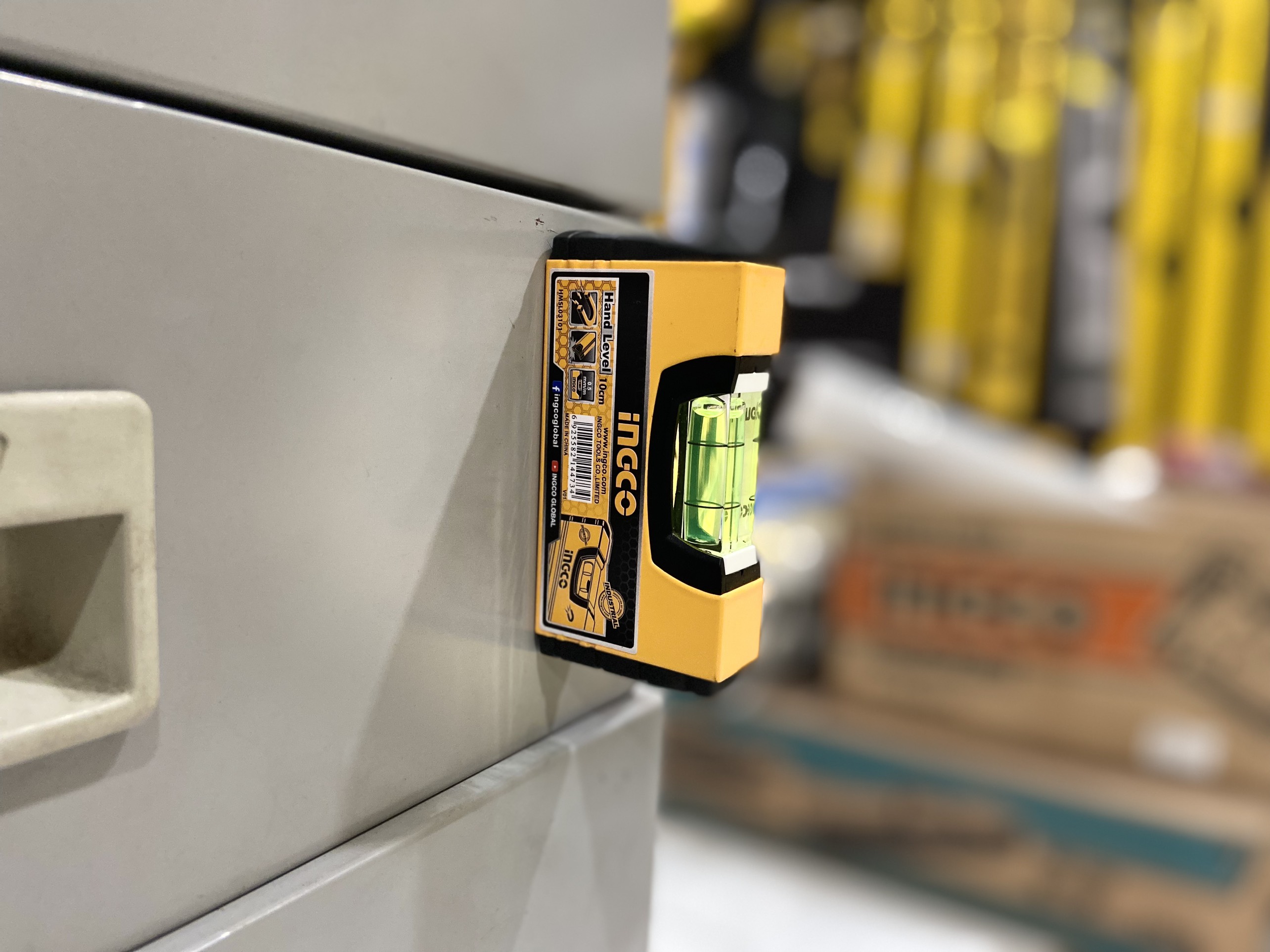 Thước thủy mini có từ Ingco HMSL03101