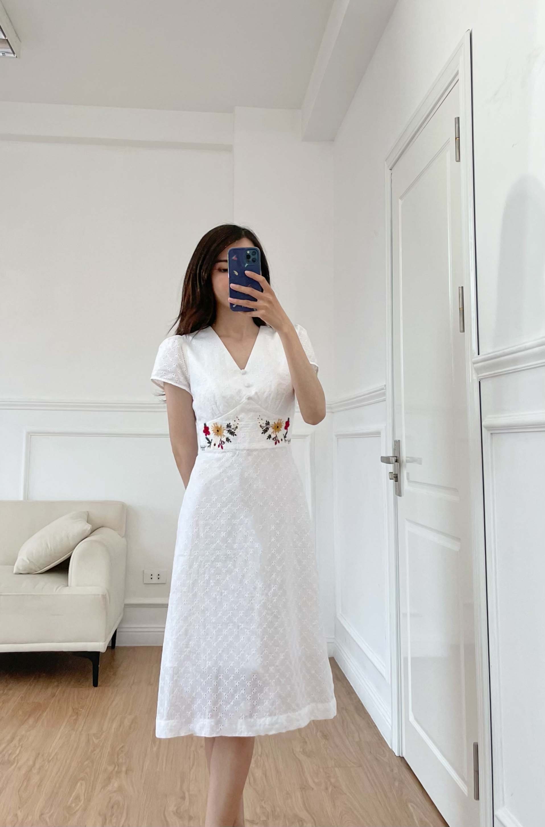 Đầm A Vải Thô Thêu Đục Lỗ D3012-21
