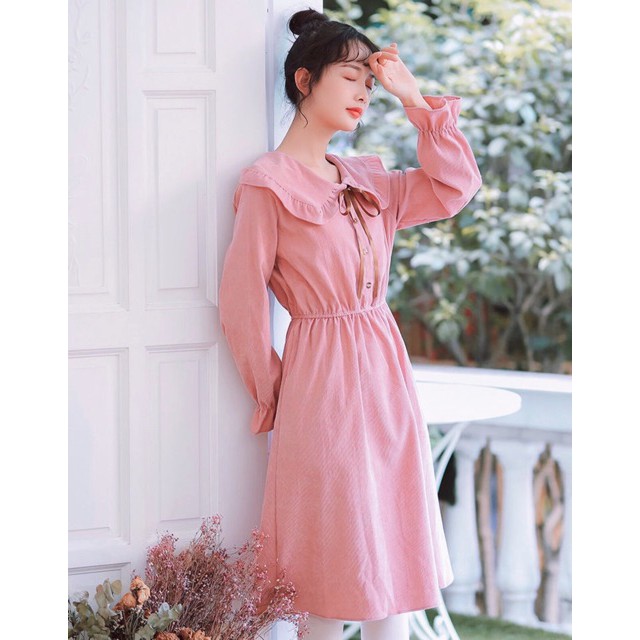 Đầm hồng cổ bèo tay dài
