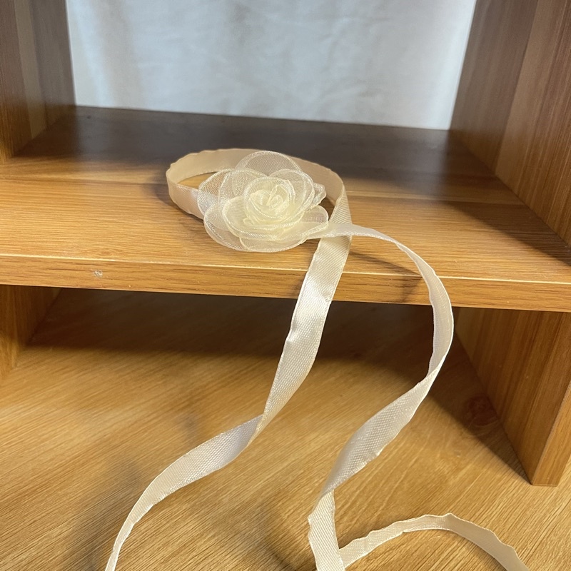 Vòng cổ choker hoa hồng đen voan