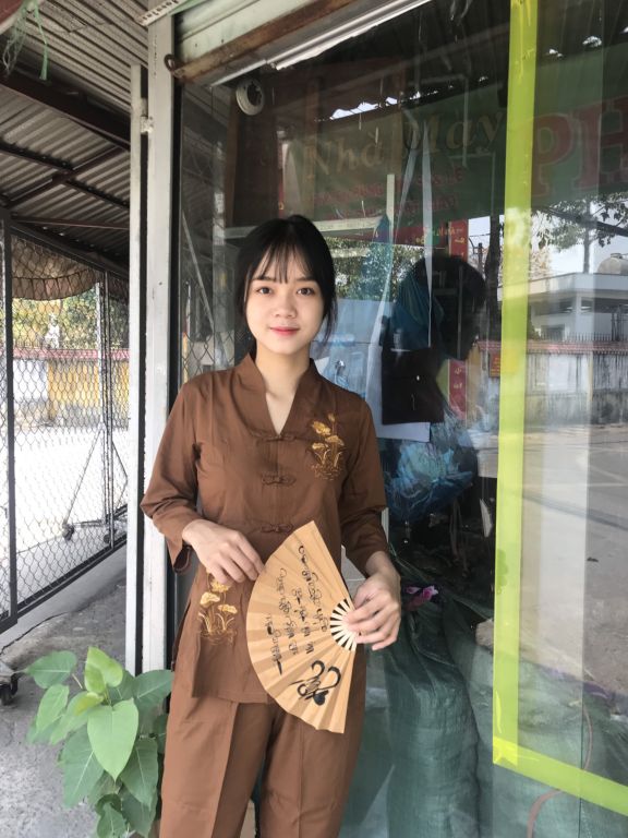 đồ lam đi chùa mẫu bà lai tim kate