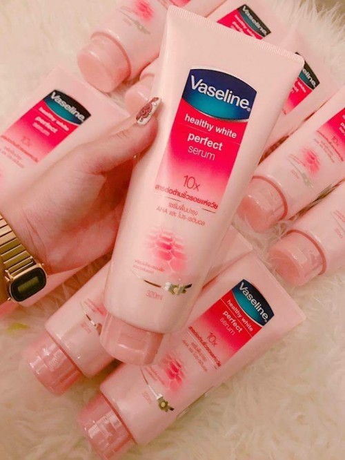 SỮA DƯỠNG THỂ VASELINE 10X 320ml