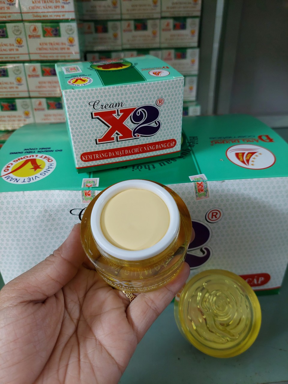 Kem trắng da mặt đa chức năng đẳng cấp 20g X2