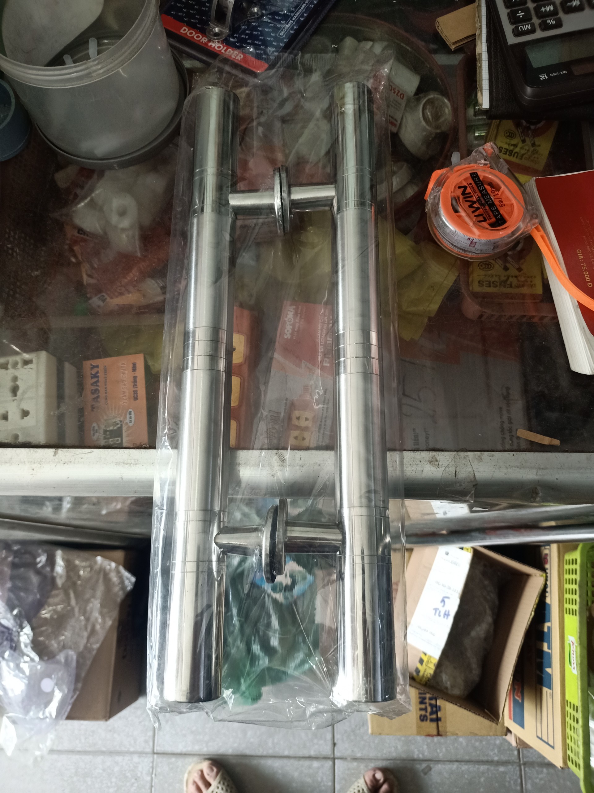 TAY NẮM CỔNG INOX DÀI 4T (40CM)