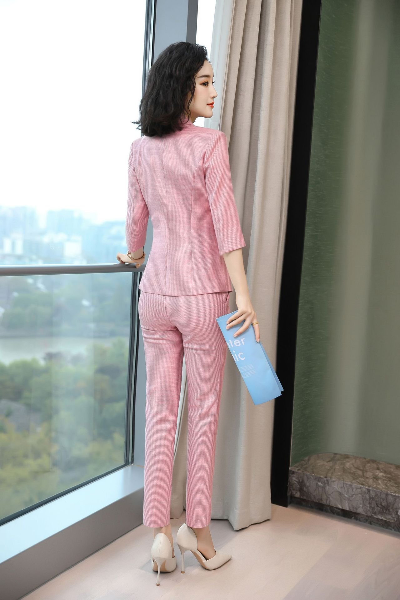 SET  BỘ VEST CÔNG SỞ THỜI TRANG TRẺ