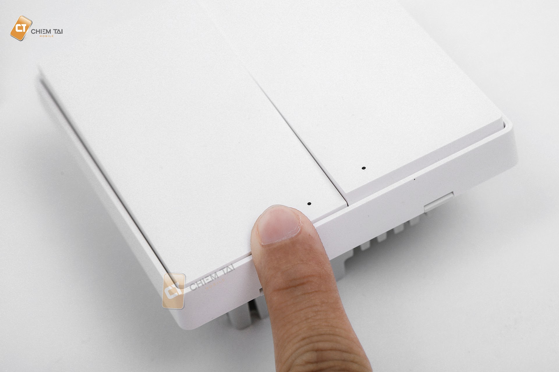 Công tắc thông minh Aqara Zigbee D1 dán tường