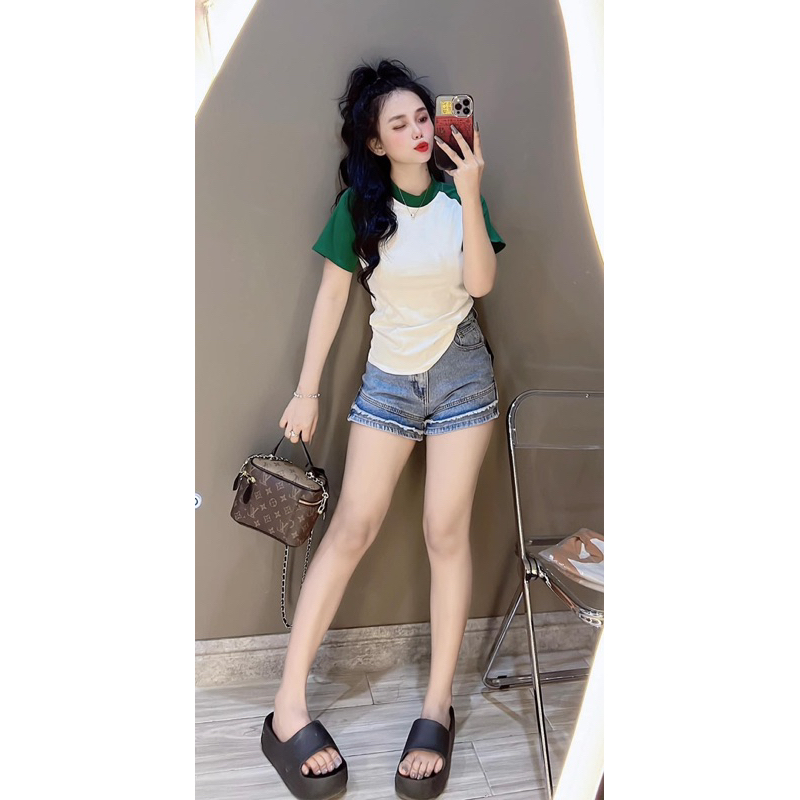 Áo thun dáng ôm nữ tay lỡ phối màu