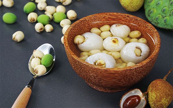 Hạt sen khô xứ Huế ngon bổ dưỡng