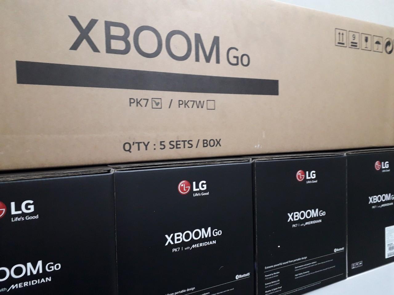Loa di động bluetooth LG XBOOM Go PK7