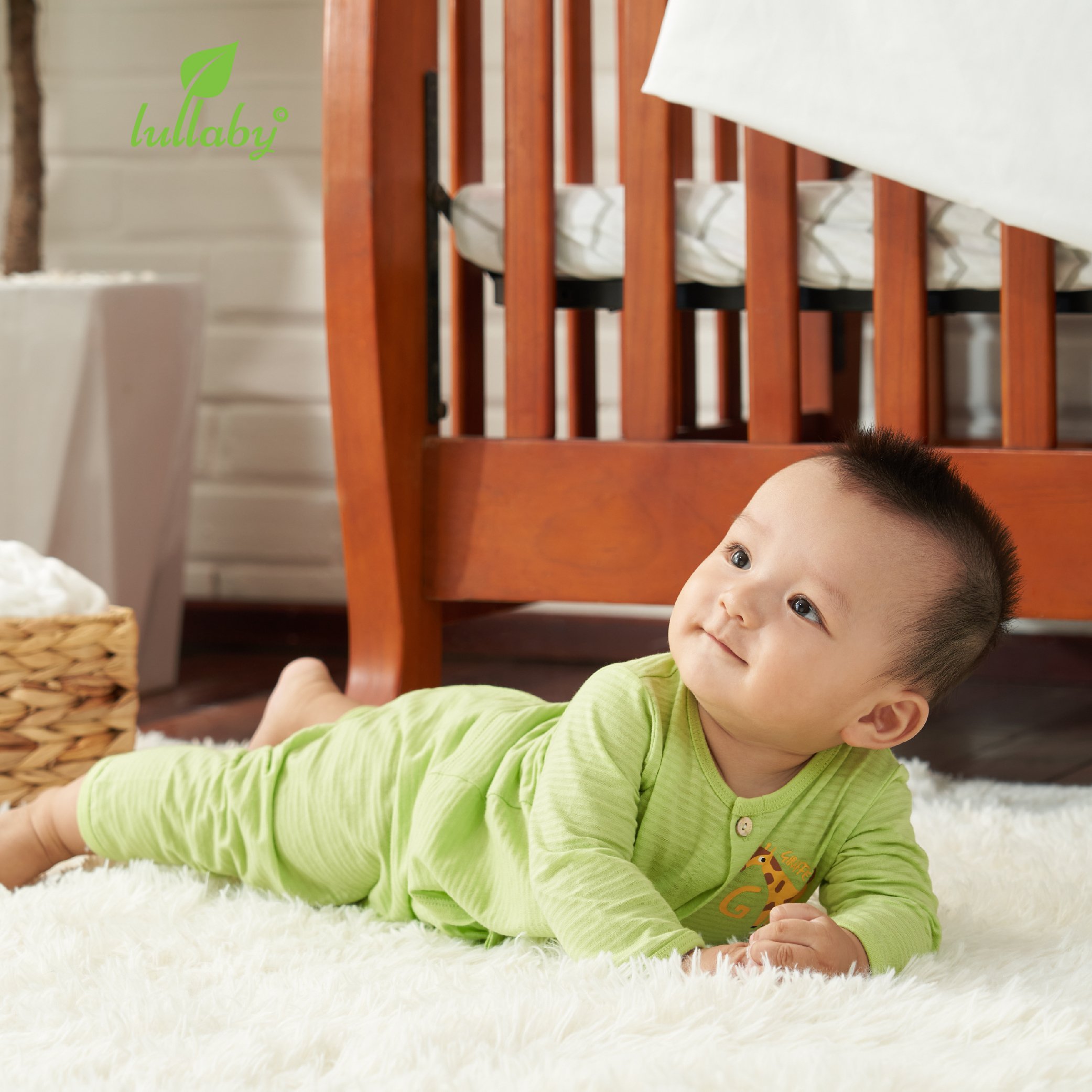 Lullaby - Combo Sơ Sinh (1 Bộ Quần Áo - 2 Mũ - 2 Đôi Bao Tay - 1 Đôi Bao Chân) NH68707172B