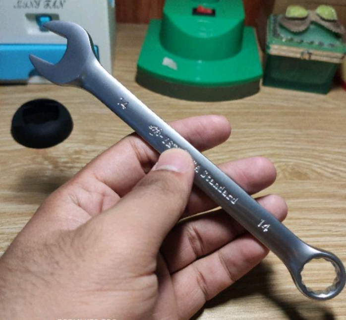 Cờ lê vòng miệng lẻ từ 17 đến 24