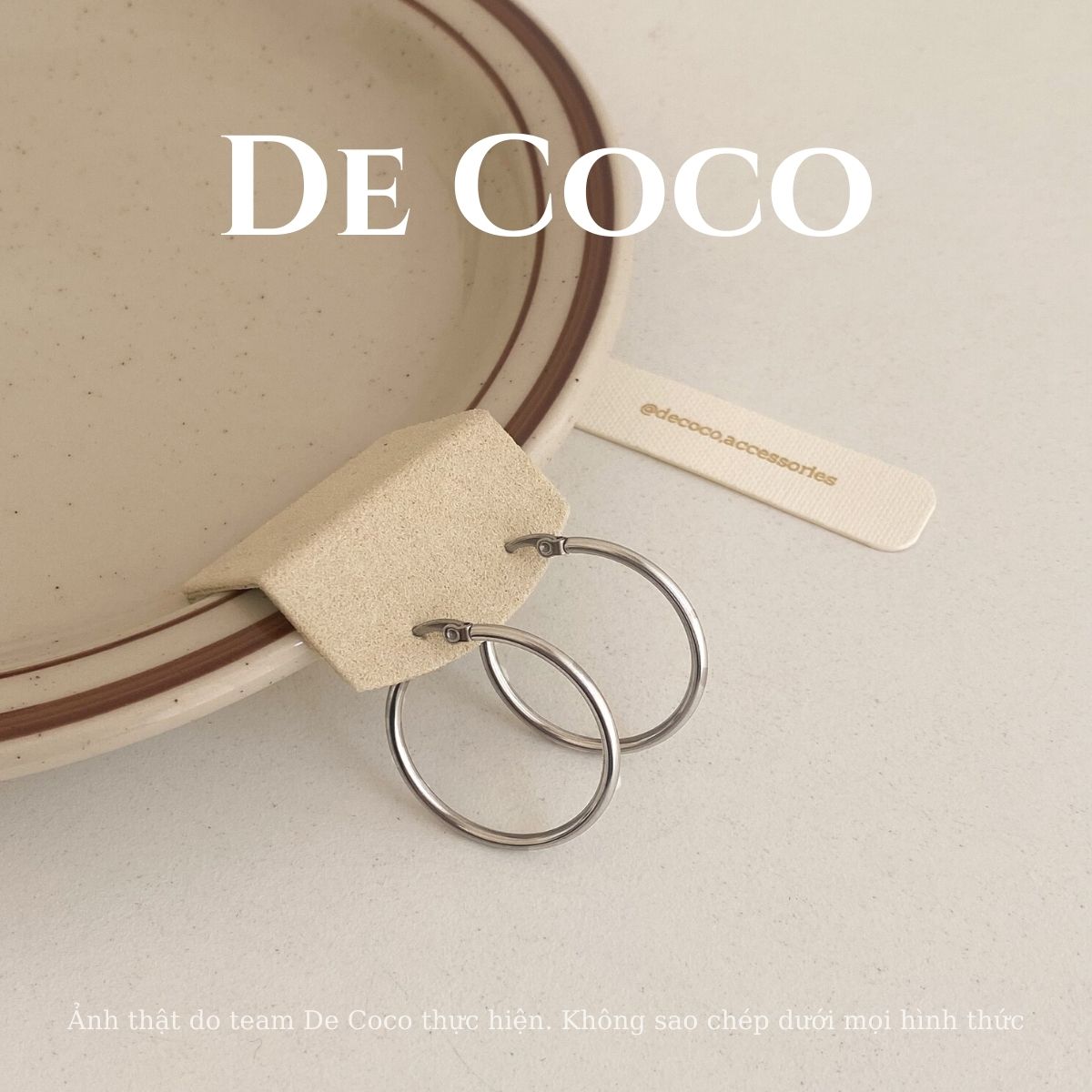 Khuyên tai thép y tế hình tròn Dome De Coco