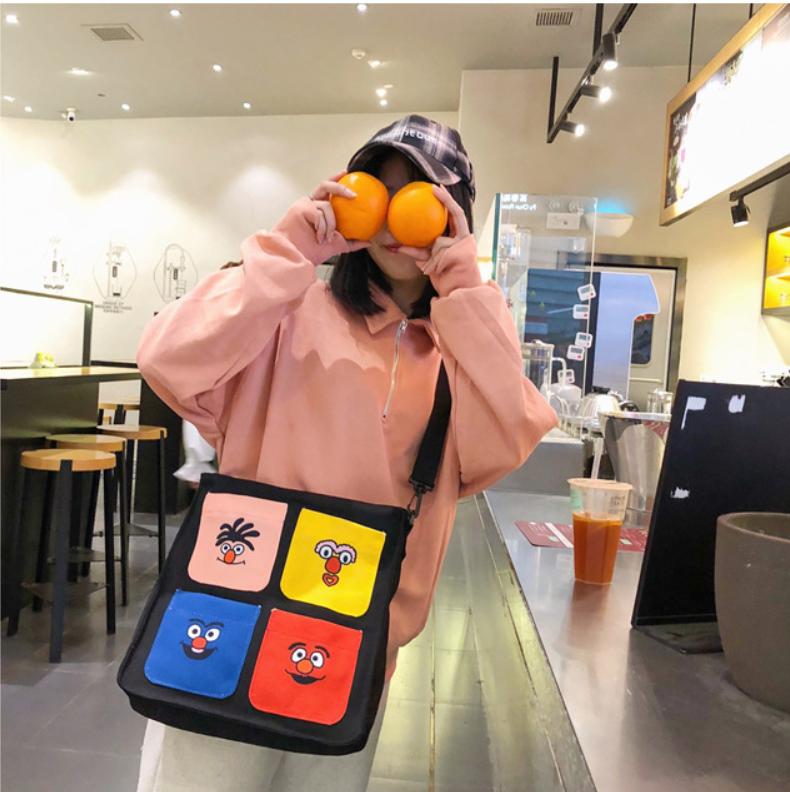 TÚI TOTE VẢI ĐEO CHÉO HAI KIỂU EMOTION