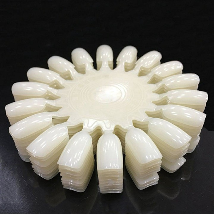 Móng mẫu tập vẽ vỉ tròn răng cưa (1 bịch 10 vỉ 180 móng)